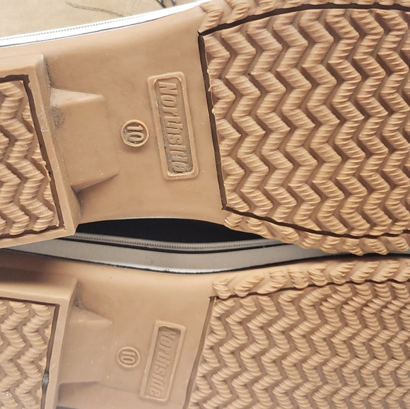 Northside Boots, Size 10 - Picture 7 of 14